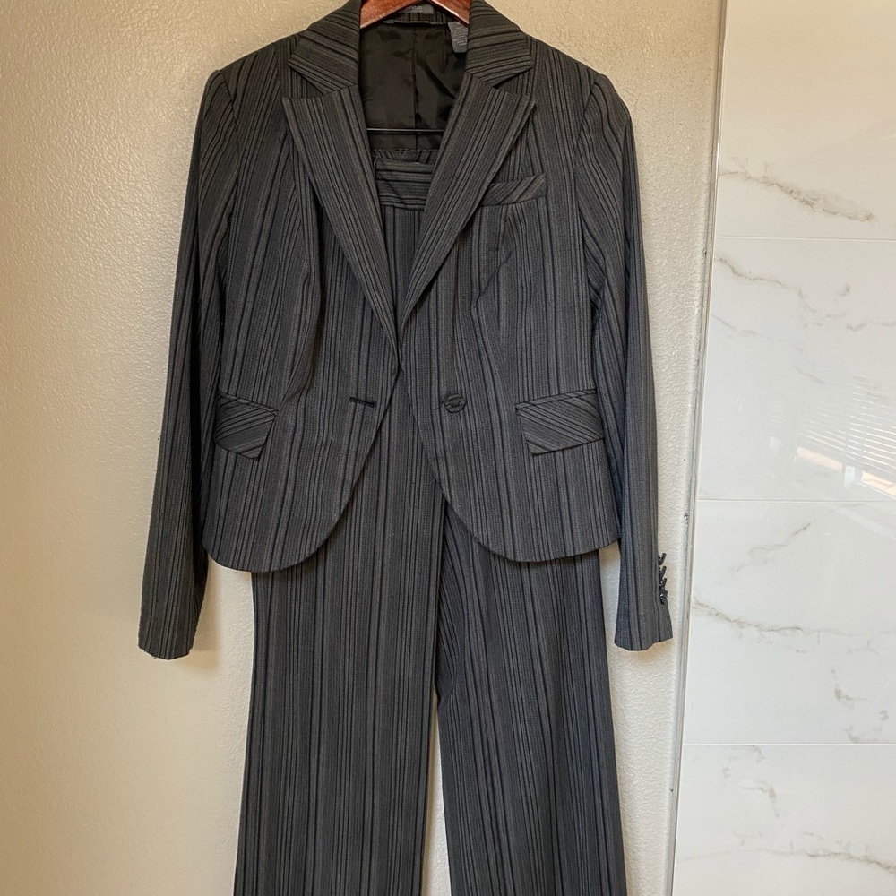 Suit